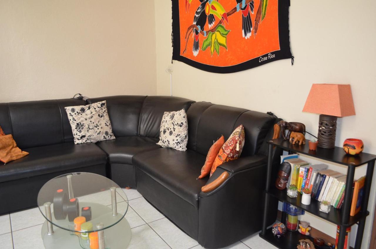 Guesthouse Casa Lapa Αλαχουέλα Εξωτερικό φωτογραφία