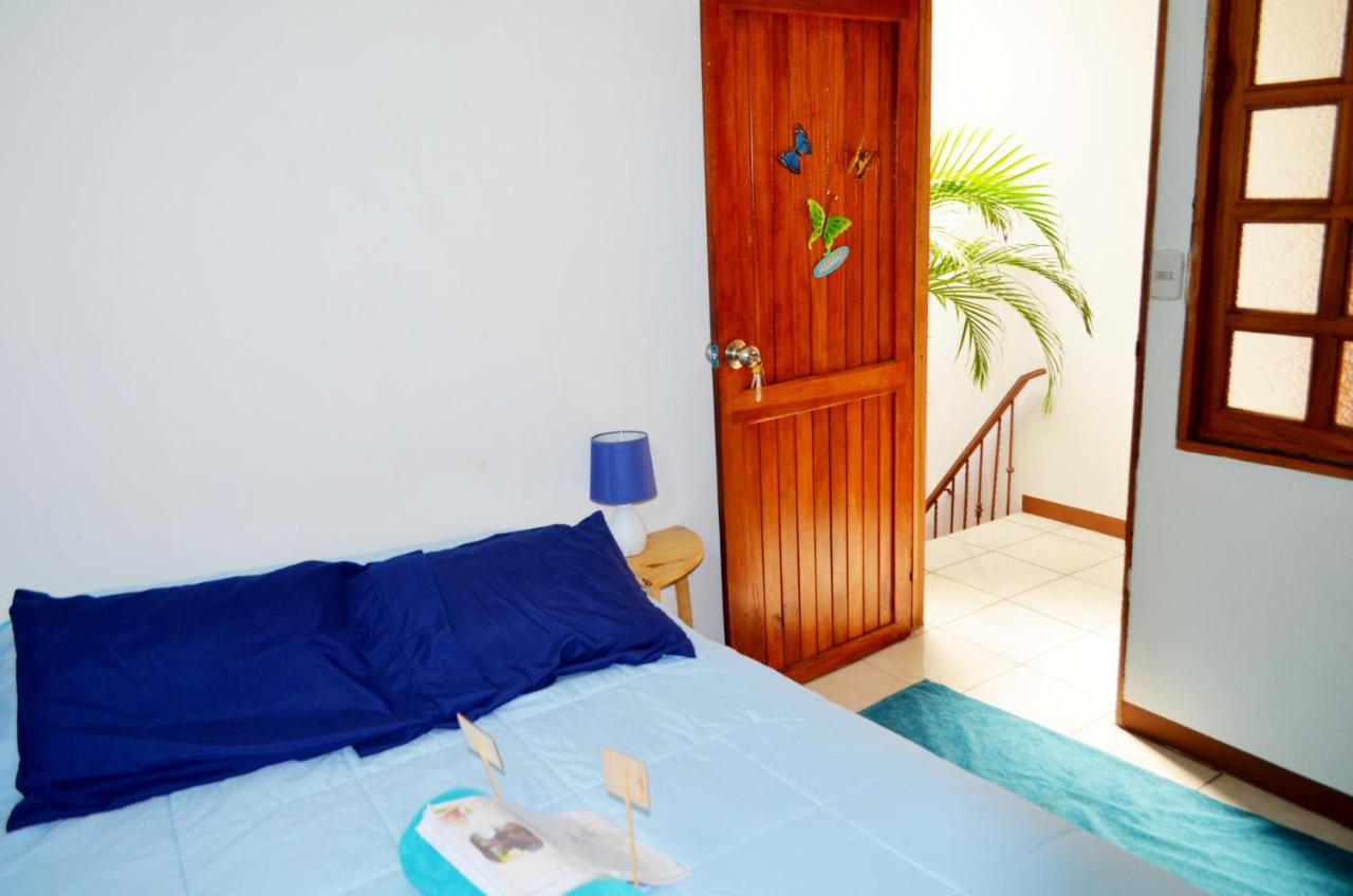 Guesthouse Casa Lapa Αλαχουέλα Εξωτερικό φωτογραφία