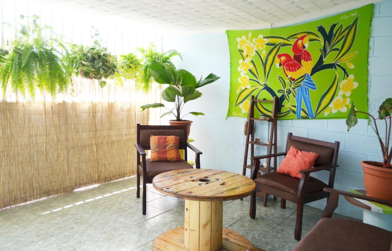 Guesthouse Casa Lapa Αλαχουέλα Εξωτερικό φωτογραφία